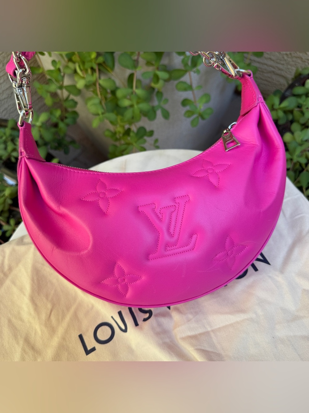 Louis Vuitton Bubblegram Calfskin Over the Moon Crossbody - Picture 5 of 16